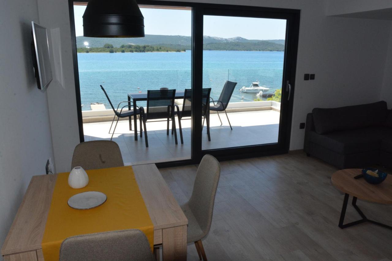 Apartmán Sole Turanj Exteriér fotografie