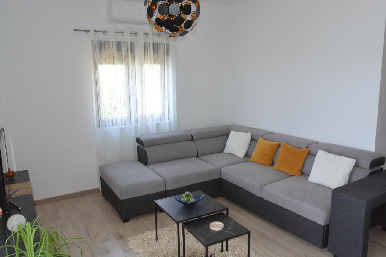 Apartmán Sole Turanj Exteriér fotografie