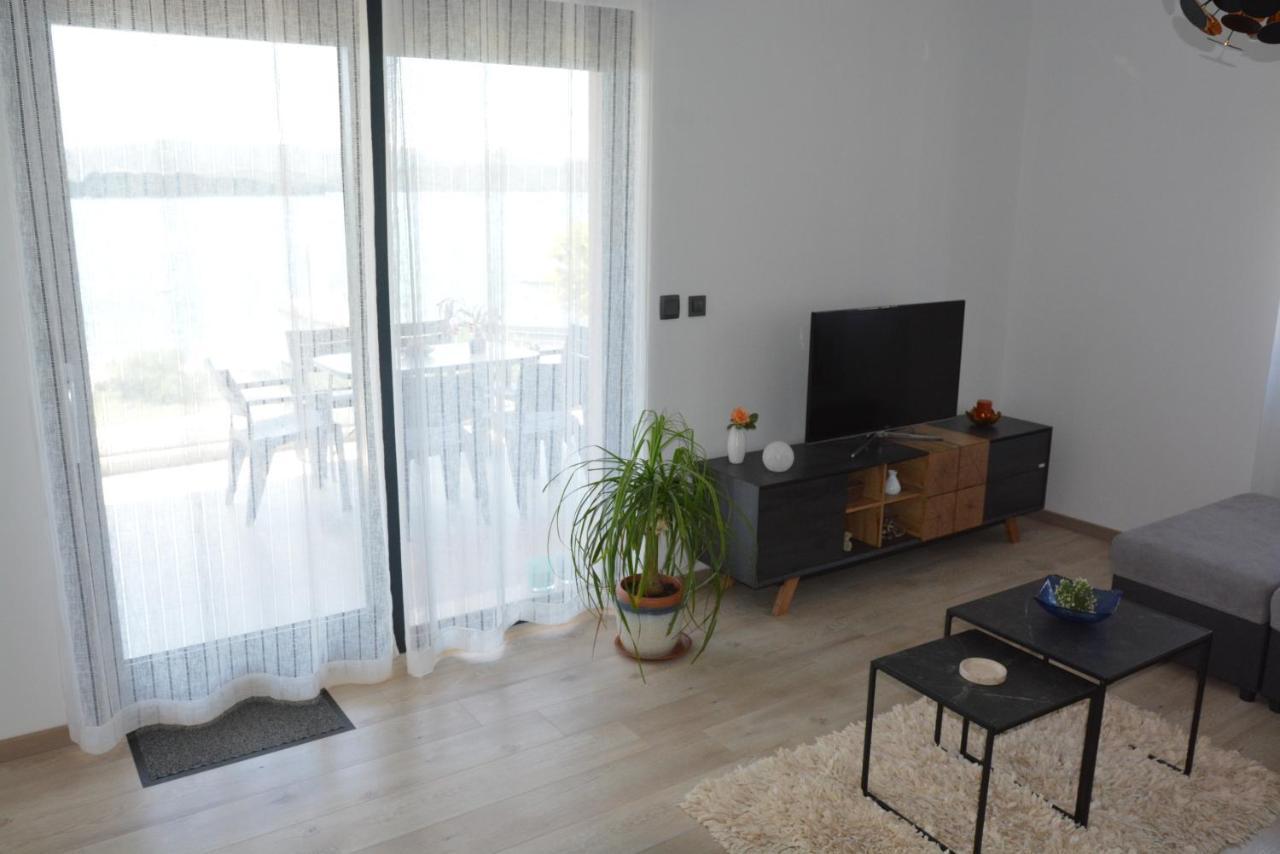 Apartmán Sole Turanj Exteriér fotografie