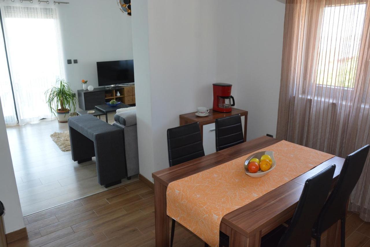 Apartmán Sole Turanj Exteriér fotografie
