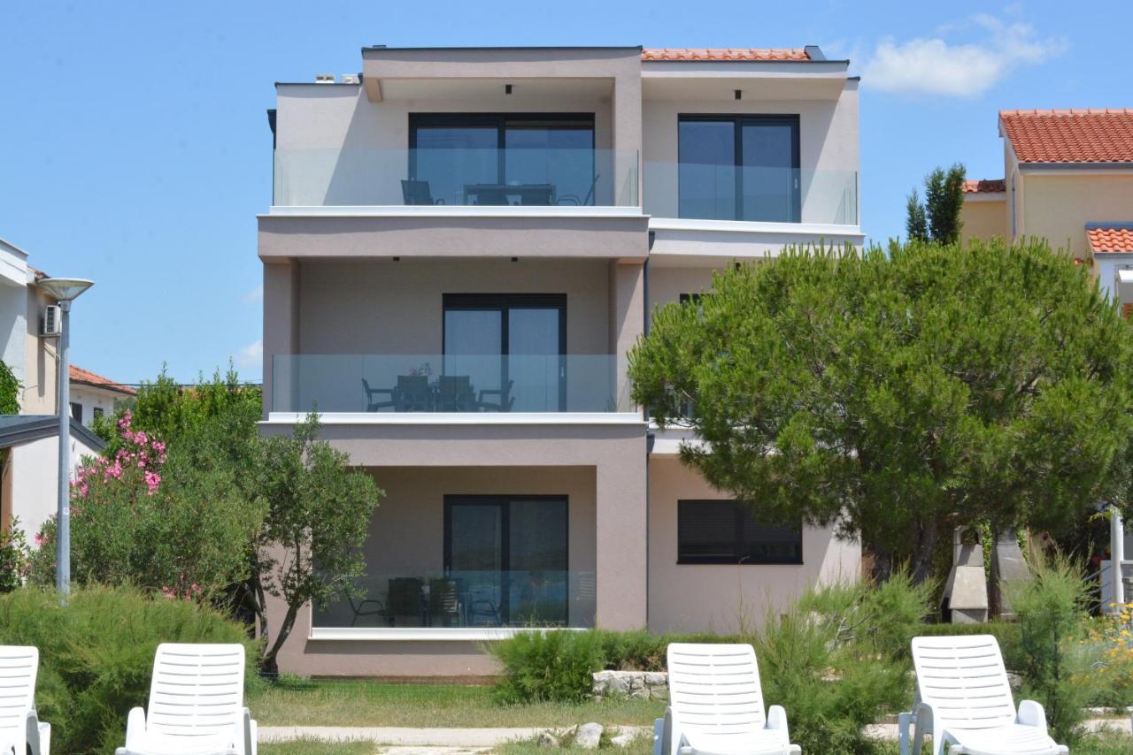 Apartmán Sole Turanj Exteriér fotografie